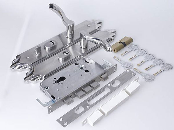 廣州蘋果電腦維修網點查詢-(蘋果6進水了怎么辦)