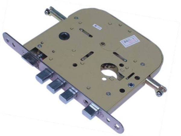 北京蘋果手機維修中心在哪(蘋果14手機進水維修多少錢)